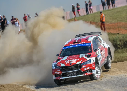 Rallija braucējs Mārtiņš Sesks piedalās Eiropas rallija čempionāta (ERC) sezonas ceturtā posma "Tet Rally Liepāja" kvalifikācijas braucienā Liepājā.