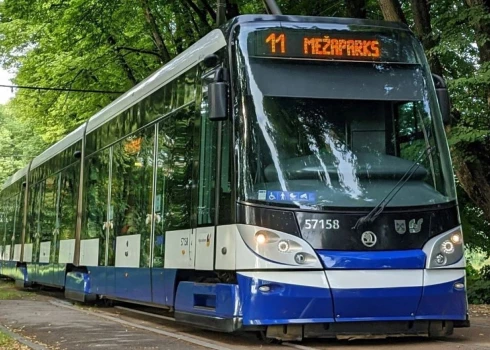 В Риге начал курсировать трамвай 11-го маршрута в Межапарк