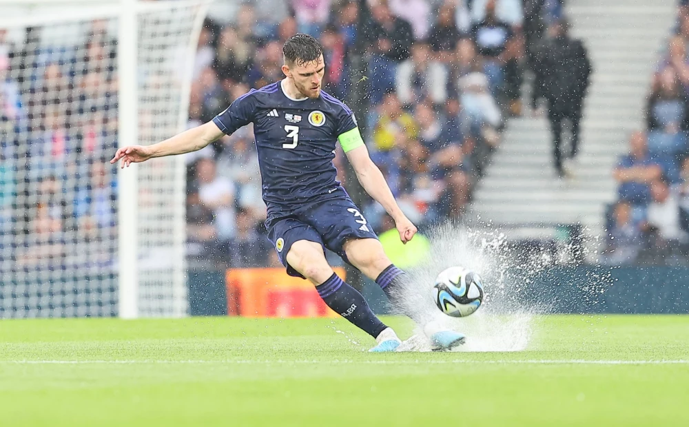 Regn i Skottland, Ronaldo gjorde Island sint
