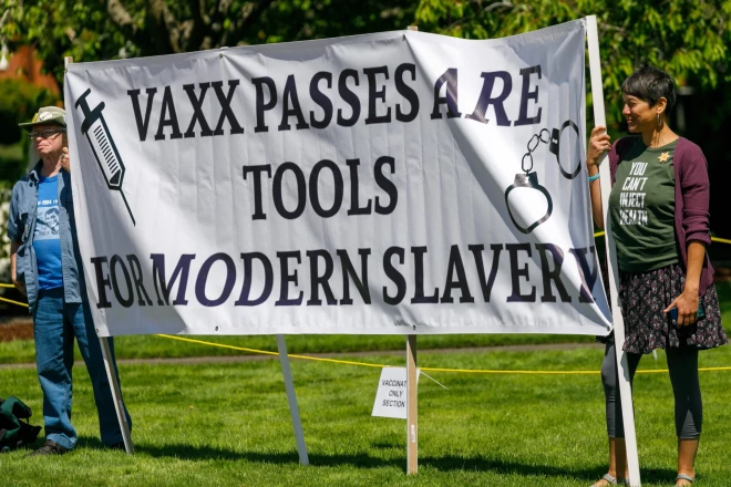 Vakcīnskeptiķu protests Oregonā (ASV). 2021. gads.
