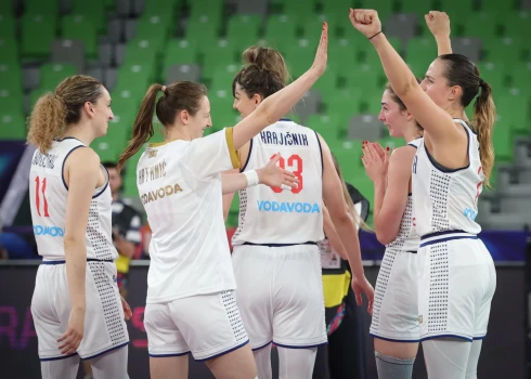 Vācijas un Serbijas basketbolistes Eiropas čempionātā sasniedz ceturtdaļfinālu