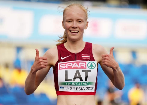 Talantīgā Agate Caune izcīna Latvijas vieglatlētiem vienīgo uzvaru Eiropas komandu čempionāta pirmajā dienā