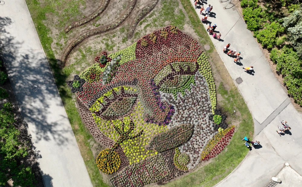 Beautiful Summer Flower Beds Celebrating Latvian Song and Dance Festival – Rīgas Mežu Parks