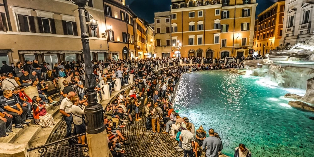 От 250 до 60 000 евро: за что туристов могут оштрафовать в Италии?