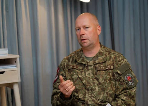 Pulkvežleitnants Agris Liepiņš stāsta, kur mācīties savas valsts aizstāvēšanu
