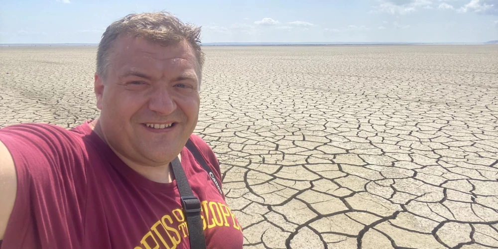"Апокалиптический пейзаж": журналист показал, как сейчас выглядит Каховское водохранилище