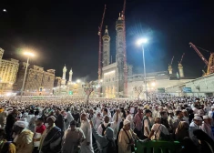 Saūda Arābijā ierodas miljoniem musulmaņu svētceļnieku