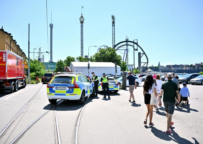 Traģēdija Zviedrijā. Atrakciju parkā bojā iet cilvēks, vairāki ievainoti