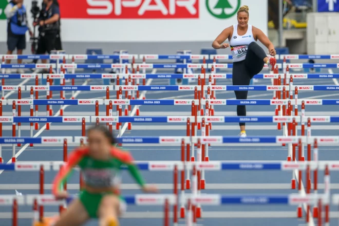 Beļģu lodes grūdēja Žoliēna Boumkvo savām konkurentēm 100 metru barjersprintā zaudēja ļoti daudz.