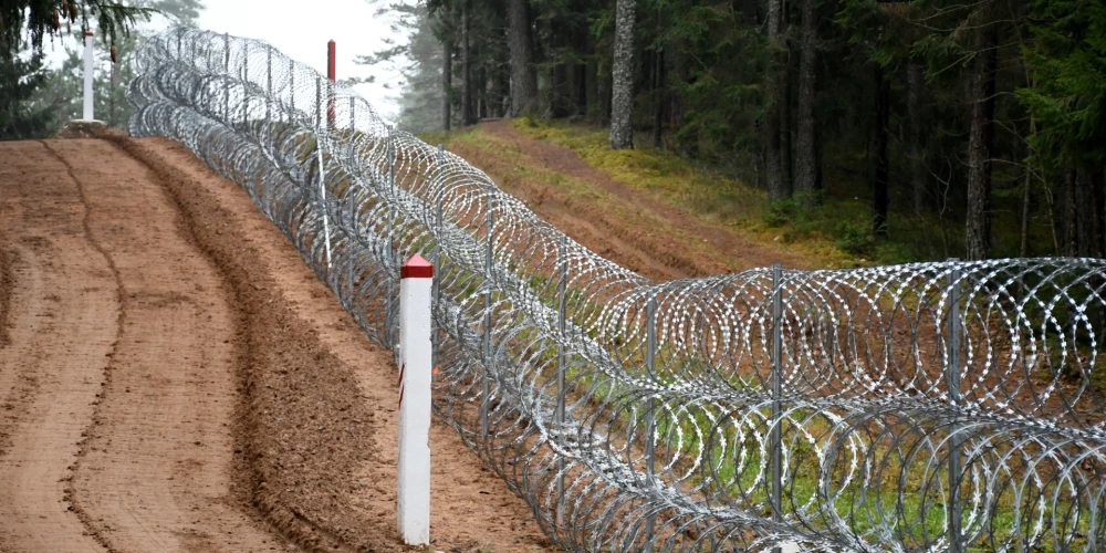 Latvijas-Baltkrievijas robežas pirmās kārtas izbūvi plāno pabeigt līdz gada beigām