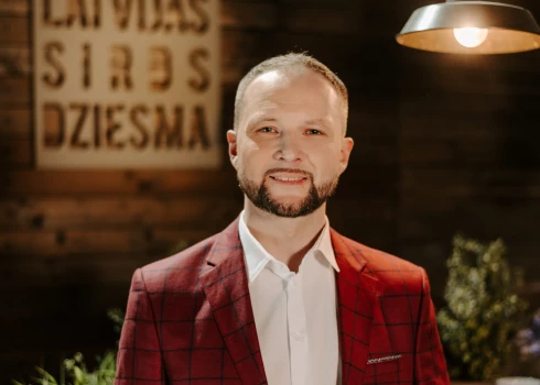 "Latvijas sirdsdziesmas" vadītāja Normunda Zuša dzīvē varenas pārmaiņas - viņš vairs nav rēzeknietis