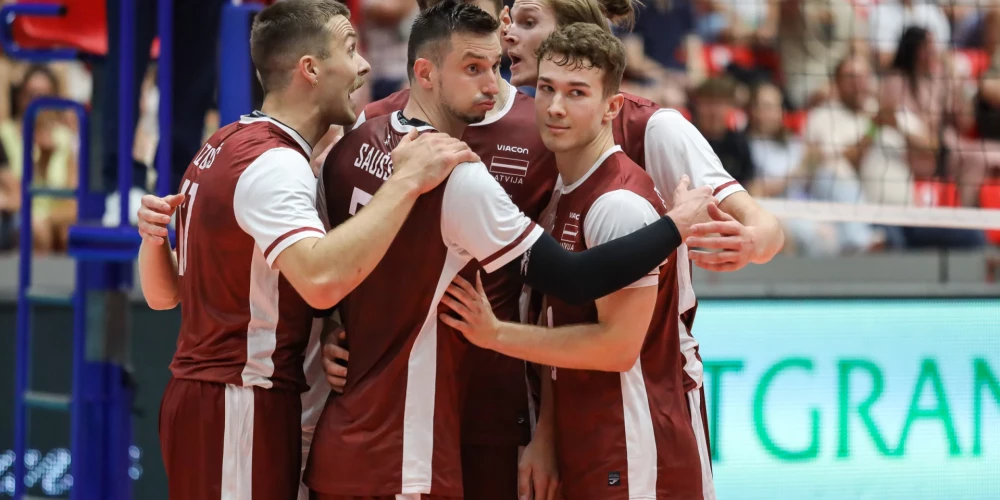 Latvijas volejbolisti nodrošina vietu Sudraba līgas finālā