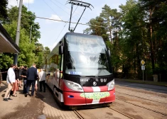 Rīgas domē briest negaisa mākoņi.