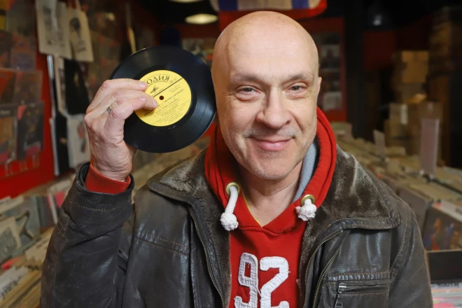 Rakstnieks, fotogrāfs un žurnālists Mārtiņš Zelmenis.