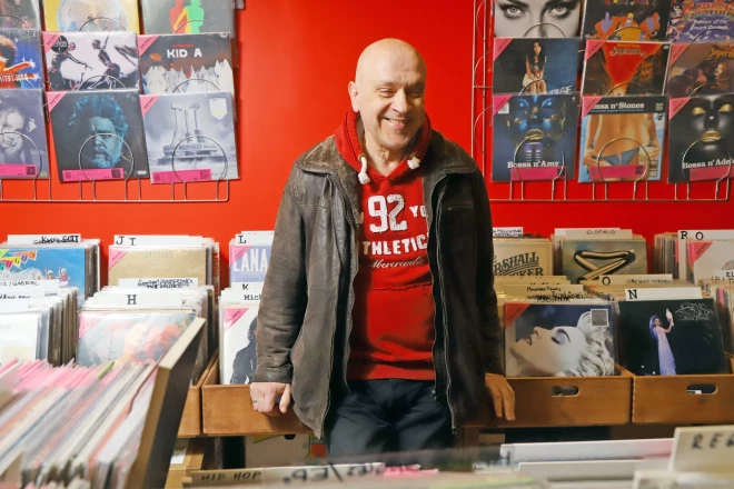 Rakstnieks, fotogrāfs un žurnālists Mārtiņš Zelmenis.