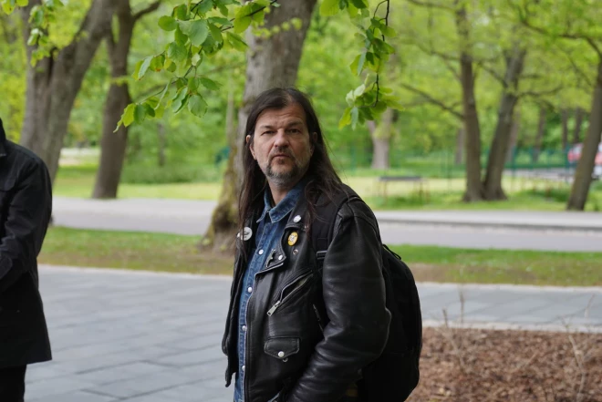 Mūzikas žurnālists un dīdžejs, grāmatas "Rokupācija" autors Uldis Rudaks.