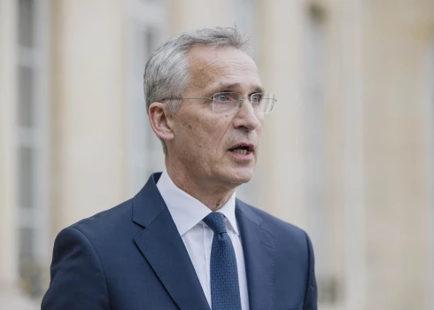 Stoltenbergam amata pilnvaru termiņš par gadu jau tika pagarināts pēc Krievijas iebrukuma Ukrainā 2022.gada februārī.