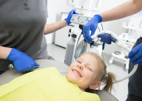 Глава поликлиники: на детскую стоматологию нет ни государственных денег, ни поддержки в решении проблемы