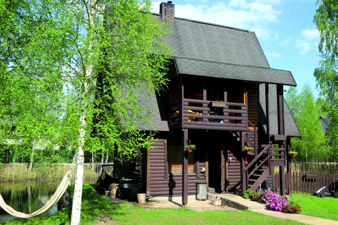 PIRTS ĒKA. Pirmajā stāvā – pēršanās, bet otrajā – atpūta.