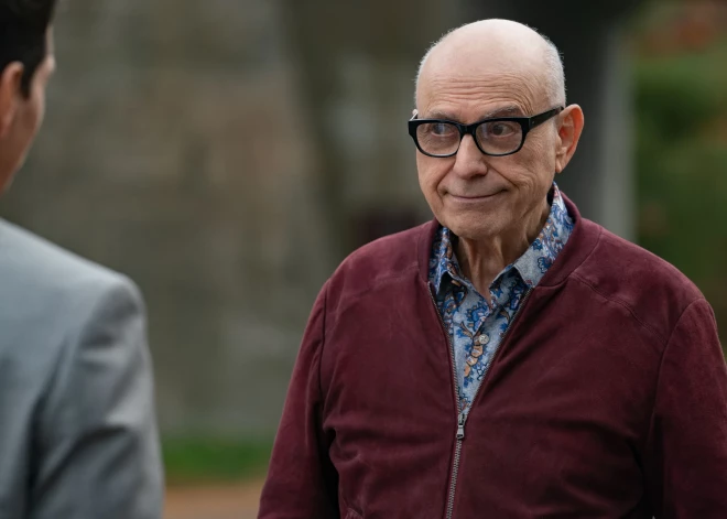 Умер актер Алан Аркин, игравший в фильме "Эдвард Руки-ножницы"