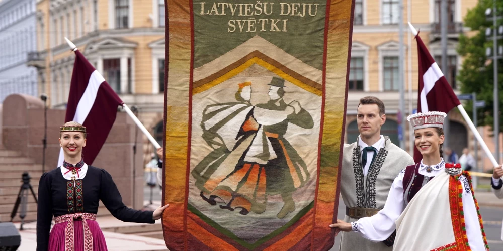 Deju svētku ceturtajā dienā – ļoti plaša norišu programma.