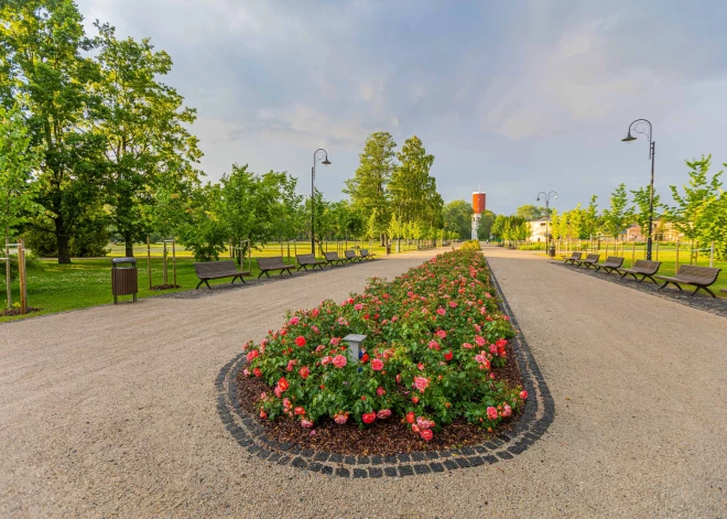 Ķemeru vēsturiskais parks (foto: Artis Veigurs)