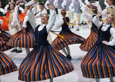 В Риге продолжаются концерты Праздника песни и танца
