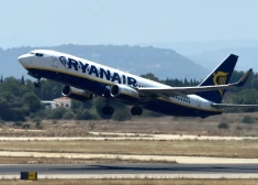 Пилоты Ryanair в Бельгии будут бастовать из-за зарплат: требуют вернуть то, что "срезали" им во время пандемии