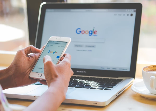 "Bailes no ļaunākā" - kāpēc meklēt atbildes uz saviem simptomiem Google nav labākais risinājums?