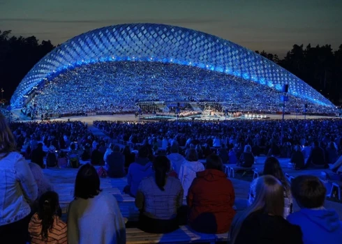 ФОТО, ВИДЕО: на Большой сцене Межапарка прошла генеральная репетиция концерта "Tīrums. Dziesmas ceļš"