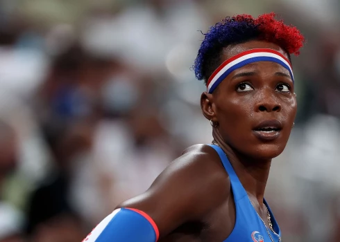 Dominikānas rekordiste trīssoļlēkšanā tiek diskvalificēta uz trim gadiem