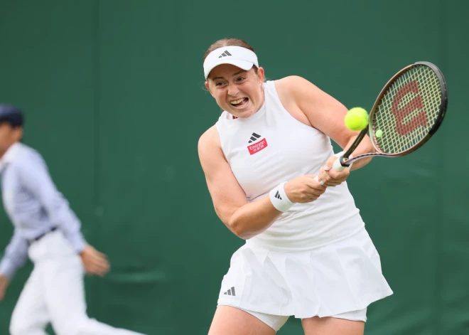 Ostapenko dodas cīņā par Vimbldonas trešo kārtu pret rumānieti Kirsteu