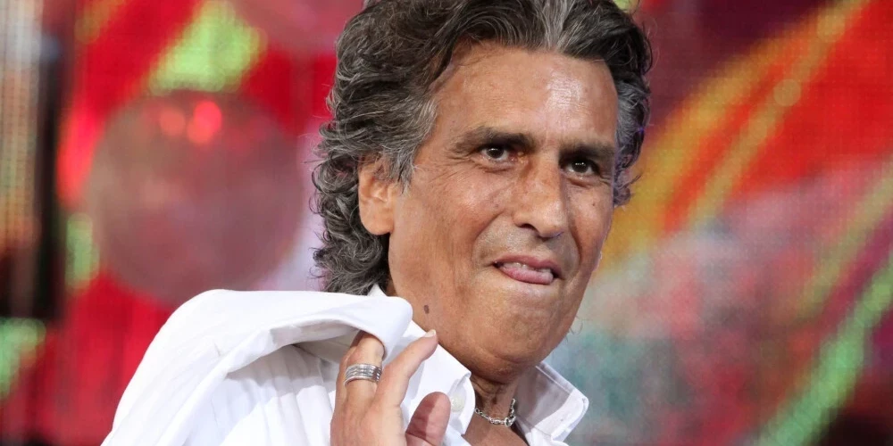 Kaismīgajam itāliešu dziedātājam Toto Kutunjo šodien svētki. Suminām gaviļnieku!