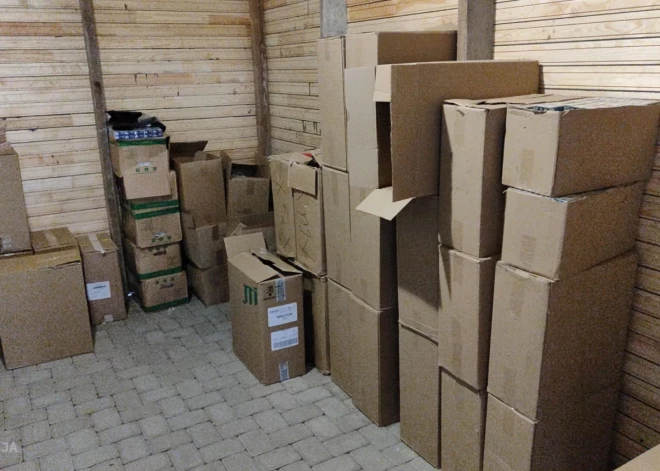 В Риге задержаны продавцы контрабандных сигарет: товар предназначался для продажи в Болдерае