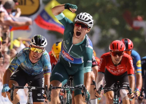 Filipsens neļauj Kavendišam kļūt par "Tour de France" posmu uzvarām bagātāko riteņbraucēju