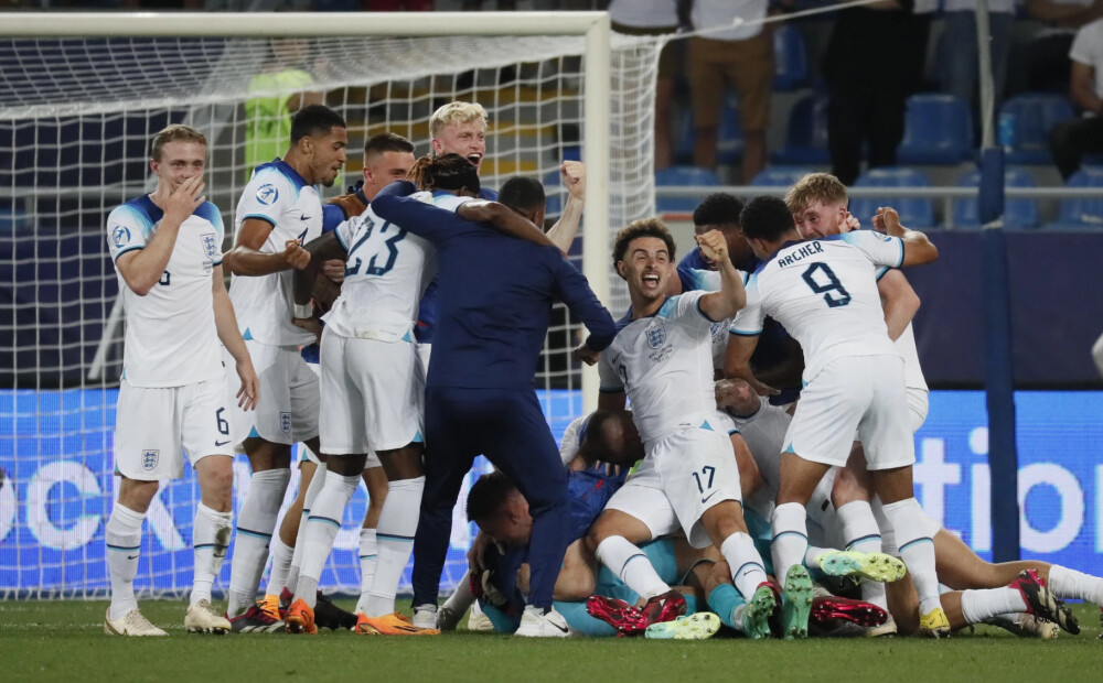 Anglijas U-21 futbola izlase triumfē Eiropas čempionātā