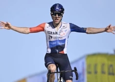 Neilanda komandas biedrs Vudss uzvar "Tour de France" posmā; Pogačars samazina Vingegorda pārsvaru
