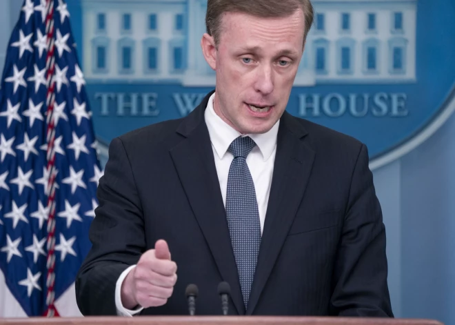 США: Украина пообещала не использовать кассетные боеприпасы для ударов по России