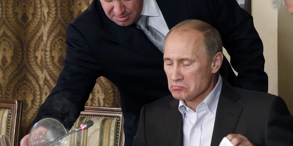 "Vagneriešiem" karantīna nebija vajadzīga? Putins esot ticies ar viņu vadītājiem dažas dienas pēc dumpja, stāsta Peskovs
