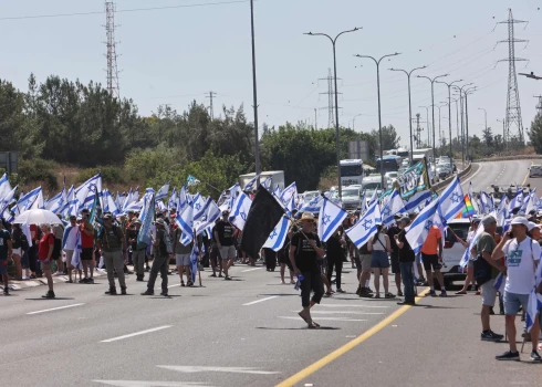 Izraēlā protestētāji nobloķējuši ceļus uz Jeruzalemi, Haifu un Telavivu