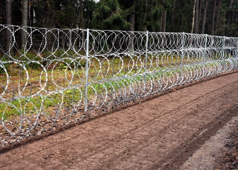 Нелегальных иммигрантов пускают в Латвию из гуманности