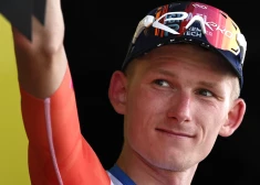 Neilands pēc izcilā "Tour de France" posma tiek pie jauna līguma