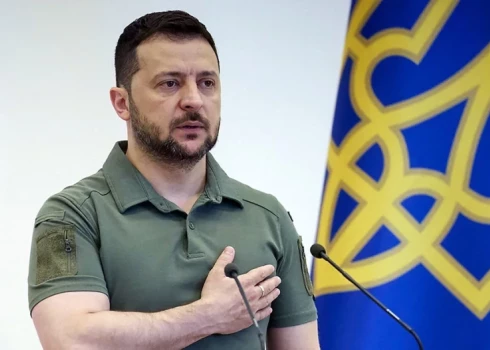 Зеленский: "Украина понимает, что мы не можем быть членом НАТО, пока идет война"