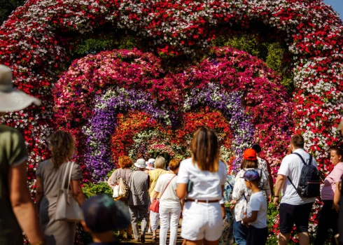 5 iemesli, kāpēc apmeklēt ziedu festivālu  Lietuvas lielākajā muižā