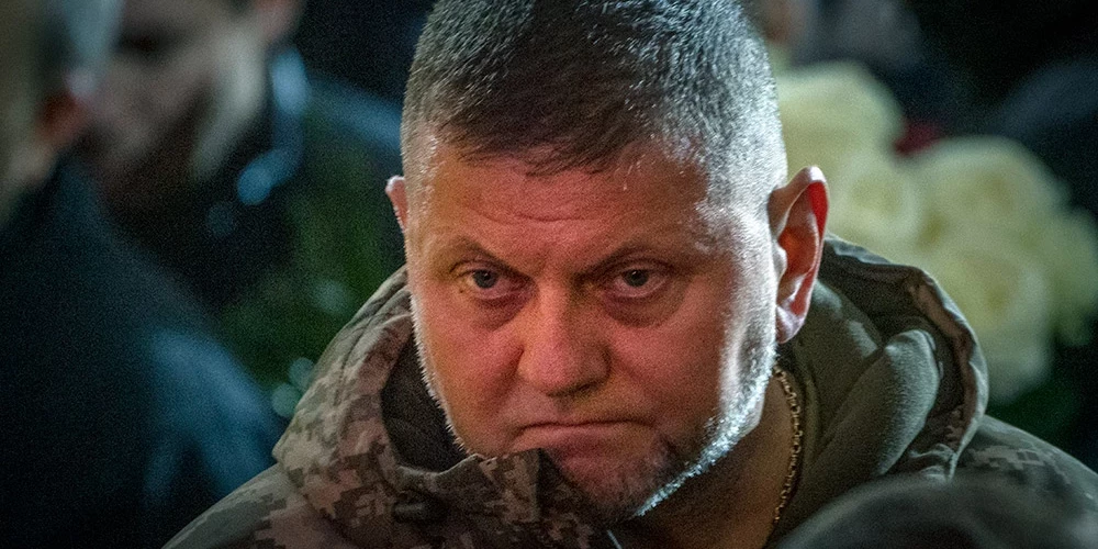 "Ja mūsu partneri baidās lietot savus ieročus, mēs [okupantus] nogalināsim ar savējiem," uzsver Ukrainas armijas virspavēlnieks Valērijs Zalužnijs. 