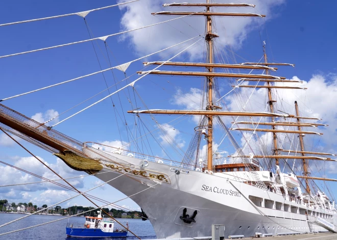 ФОТО: Ригу посетил один из самых больших парусников в мире Sea Cloud Spirit - вот как он выглядит изнутри