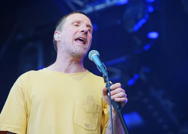  "Positivus" festivāla otrā diena. Uz skatuves kāpj britu postpanka grupa "Sleaford Mods".