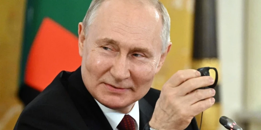 Putins paraksta dekrētu par "Carlsberg" un "Danone" Krievijas uzņēmumu akciju pārņemšanu