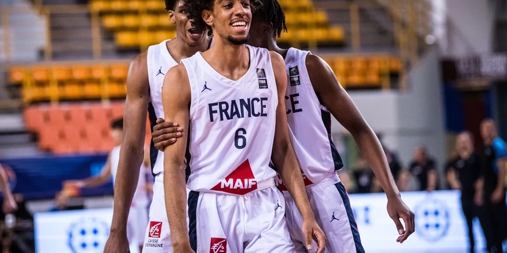 Par U-20 Eiropas čempionāta uzvarētājiem kļūst Francijas basketbolisti