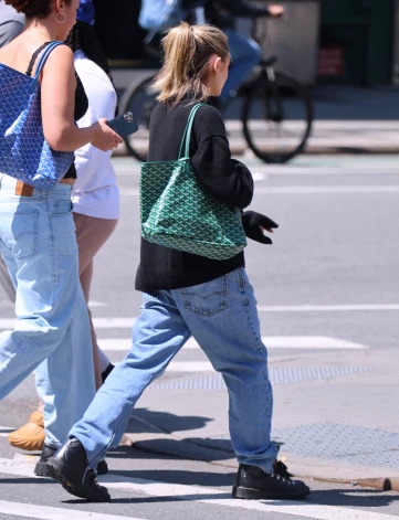 Bijusī supermodele Heidija Kluma ar meitu Leniju.